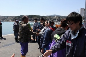 140619 ③別れを惜しむIMG_2832